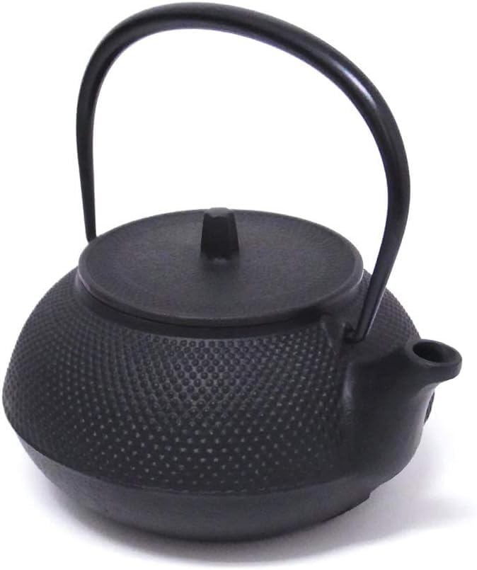 鉄瓶 5個セット 経年変化あり Amazon｜岩鋳 南部鉄器 急須兼用鉄瓶 茶こし付き 5型 新アラレ 10022